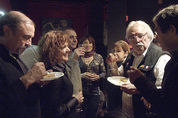Simón, Christine, Jean, Cathy, Claudia, Ricardo